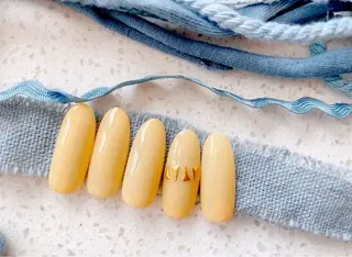 ネイル nailsalon MUZOrashika所属・林 亜衣のネイルデザイン