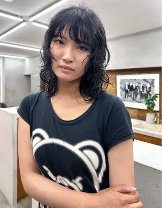 ミディアム パーマ 榛地 渉馬のヘアスタイル