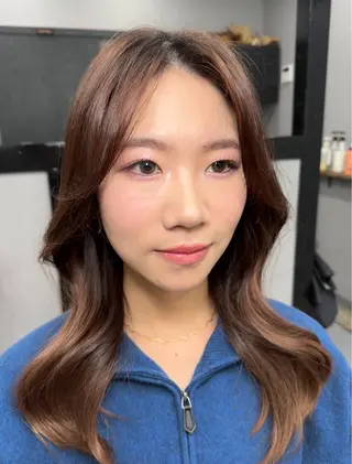 セミロング 韓国メイクサロン YUKINA東京のその他イメージ