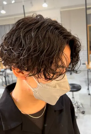 ショート パーマ メンズ BLEACHi 心斎橋店所属・メンズ特化サロン リョウタのヘアスタイル