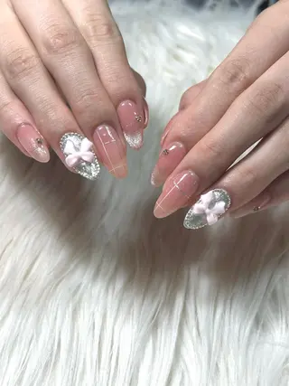 ネイル Allybell🫧 Ayakaのネイルデザイン