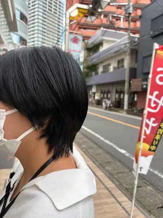ショート イシカワ ユウタのヘアスタイル