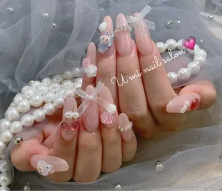 ネイル U·Mi nail salon所属・U·MI 長さ出し専門店のネイルデザイン