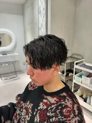 ショート パーマ メンズ 波巻きスパイラルパー マ/シャドウパーマ駿のヘアスタイル