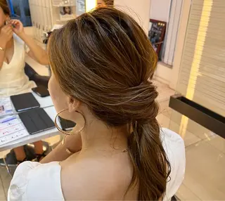 ヘアアレンジ 🌺まなみ/ うる艶カラー🌺のヘアスタイル