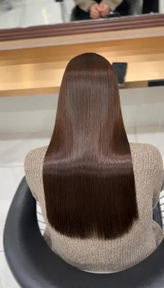 ロング Miyu’s所属・縮毛矯正特化 美髪矯正辻良輝のヘアスタイル