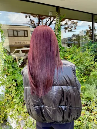 ロング ROZA germe所属・SHIO / ハイトーンカラーのヘアスタイル