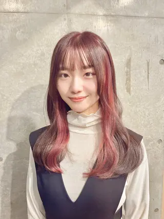 ロング カラー 藤澤 夏実/インナーカラーのヘアスタイル