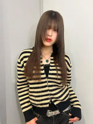 ロング カラー パーマ ツガミ リナのヘアスタイル