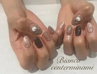 ネイル Bianca KIKUTIHARAのネイルデザイン