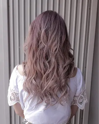 ロング カラー 堀江/心斎橋/西大橋 四ツ橋【Vers】のヘアスタイル