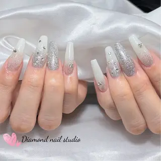 ネイル Ena 🧸のネイルデザイン