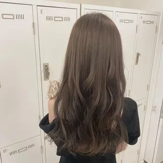 ロング カラー YUNA ユウナのヘアスタイル