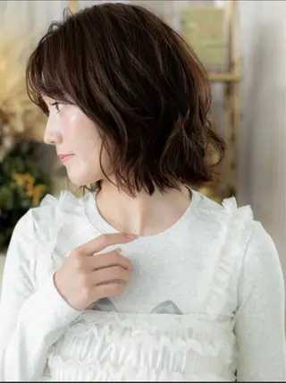ミディアム くびれ&切りっぱボブ 得意👍佐藤歩のヘアスタイル