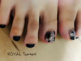 ネイル 【尾下】 ロイヤル•セラピストのネイルデザイン