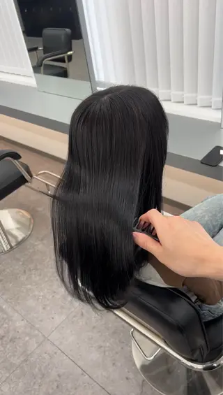 セミロング 髪質改善ストレート Kantaのヘアスタイル