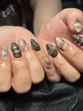 ネイル ✴︎ Delightのネイルデザイン