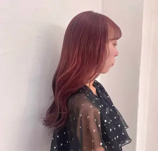 ロング カラー 青木 妃代梨のヘアスタイル