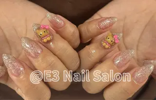 ネイル E3 Nail Salon所属・山口 奈々のネイルデザイン