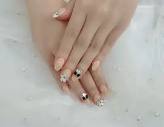 ネイル 𝑅𝐴𝑁𝑂𝑁 𝐴𝑌𝐴𝐾𝐴のネイルデザイン