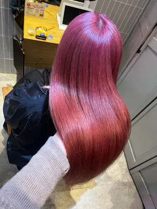 ロング カラー ラフィスヘアードープ所属・👑髪質改善Wカラー /グレージュ/アユカのヘアスタイル