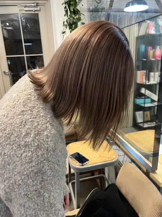 ミディアム カラー スッと馴染むhair /ヨシダトモキのヘアスタイル