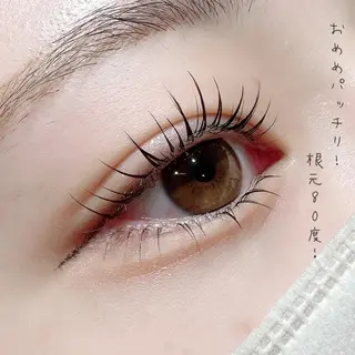 マツエク・マツパ アイブロウ 池袋駅韓国風🇰🇷 束感💗Tomoのマツエク・マツパデザイン