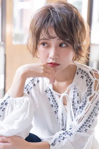 ショート カラー 髪質改善/艶髪特化 /柔らかさ/清水翔矢のヘアスタイル