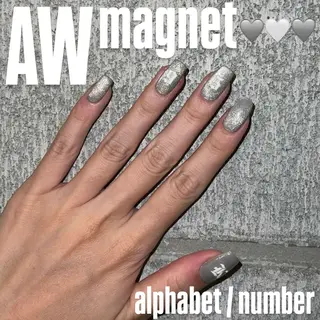 ネイル HENRIETTA NAILSALON所属・HENRIETTA NAILSALONのネイルデザイン