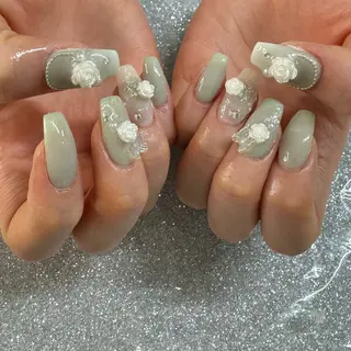 ネイル VIERU 🌈🎀💖のネイルデザイン