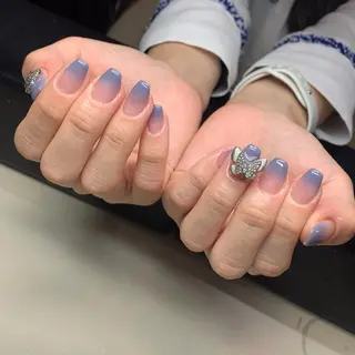 ネイル mofie🤍ユミ/ 恵比寿/パラジェルのネイルデザイン