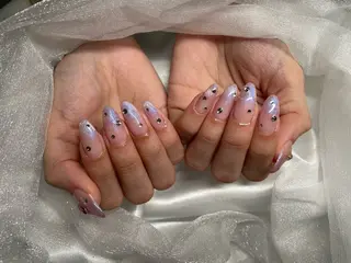 ネイル Roi〈ロワ〉 Minakoのネイルデザイン