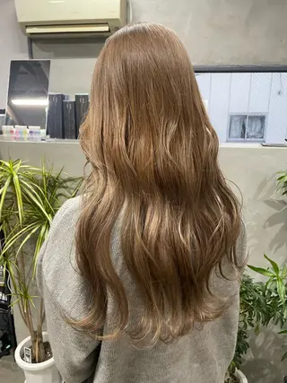 ロング カラー AIRI layer cut hairのヘアスタイル
