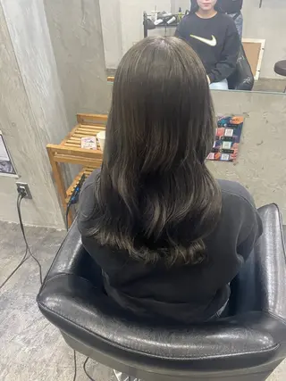 ロング MaisonHALU さくらのヘアスタイル