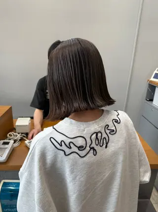 ショート カラー エマ ピボット 中川店所属・富原崇太/ 透明感カラー/韓国風のヘアスタイル