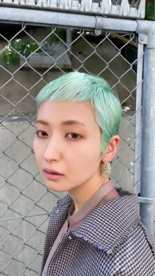 ショート 圧倒的美髪ストレート ツダケイタロウのヘアスタイル