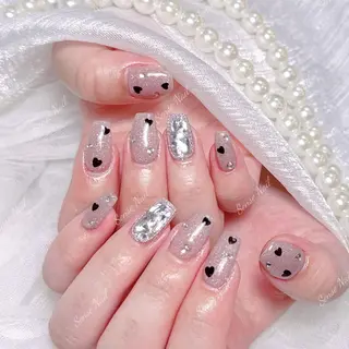 ネイル Queening 🦋のネイルデザイン