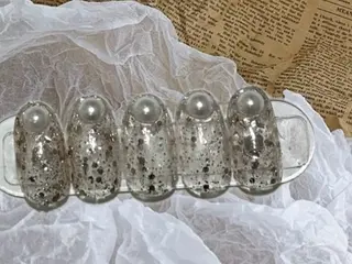 ネイル TOUTOU所属・TOUTOU. Yuriのネイルデザイン