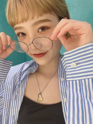 ショート sweep☁️ ルカ┊透明感カラーのヘアスタイル