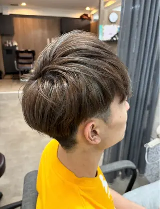 カラー メンズ 遠山 瑠麻のヘアスタイル