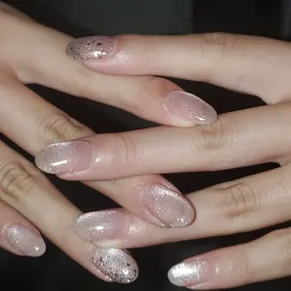 ネイル MOM 原宿店所属・MoM マムネイル原宿のネイルデザイン