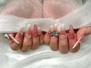 ネイル Roi〈ロワ〉 Akariのネイルデザイン