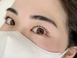 マツエク・マツパ Nail&Eyelash Rea所属・Rea🌈Coco 韓国風まつげパーマの眉毛・アイブロウイメージ