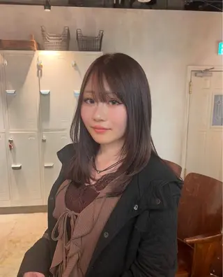 ミディアム さくらい まりこのヘアスタイル