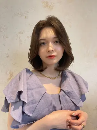 ミディアム カラー パーマ 中村 友莉夏のヘアスタイル