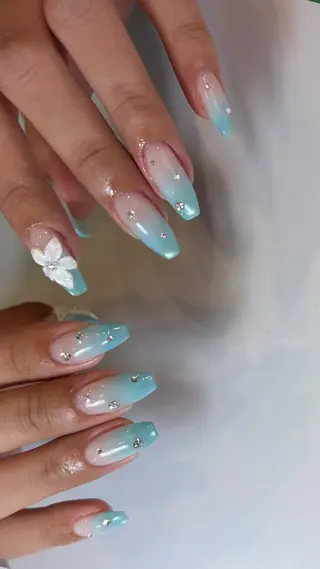 ネイル my&所属・my&_ maimiのネイルデザイン