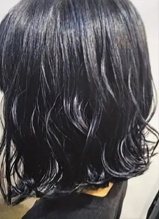 ミディアム シ マのヘアスタイル
