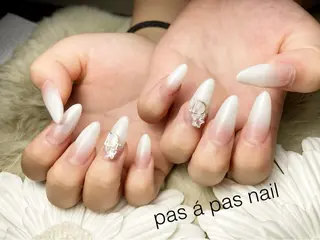 ネイル Yakko pas á pasのネイルデザイン