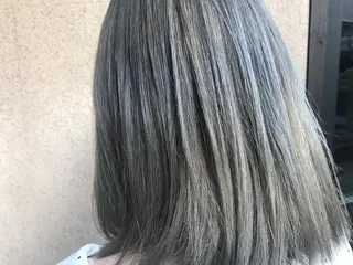 セミロング カラー vato マンツーマンサロンのヘアスタイル