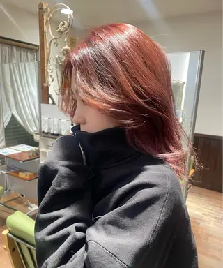 ミディアム 杉山 亜未のヘアスタイル
